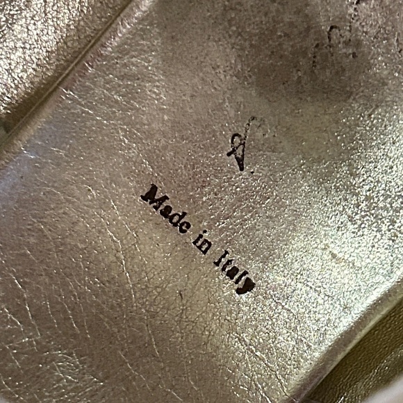 Stylish Cream Patent Browns Sandals, size 37/7 - Picture 6 of 7